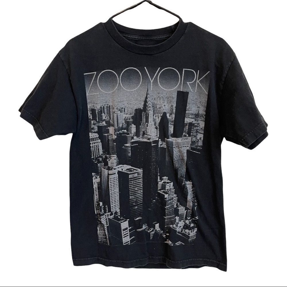 New York Skyline Black Short Sleeve Tee-Shirt - Medium‎